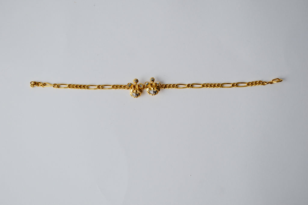 Vintage Gold tone orchid dainty bracelet