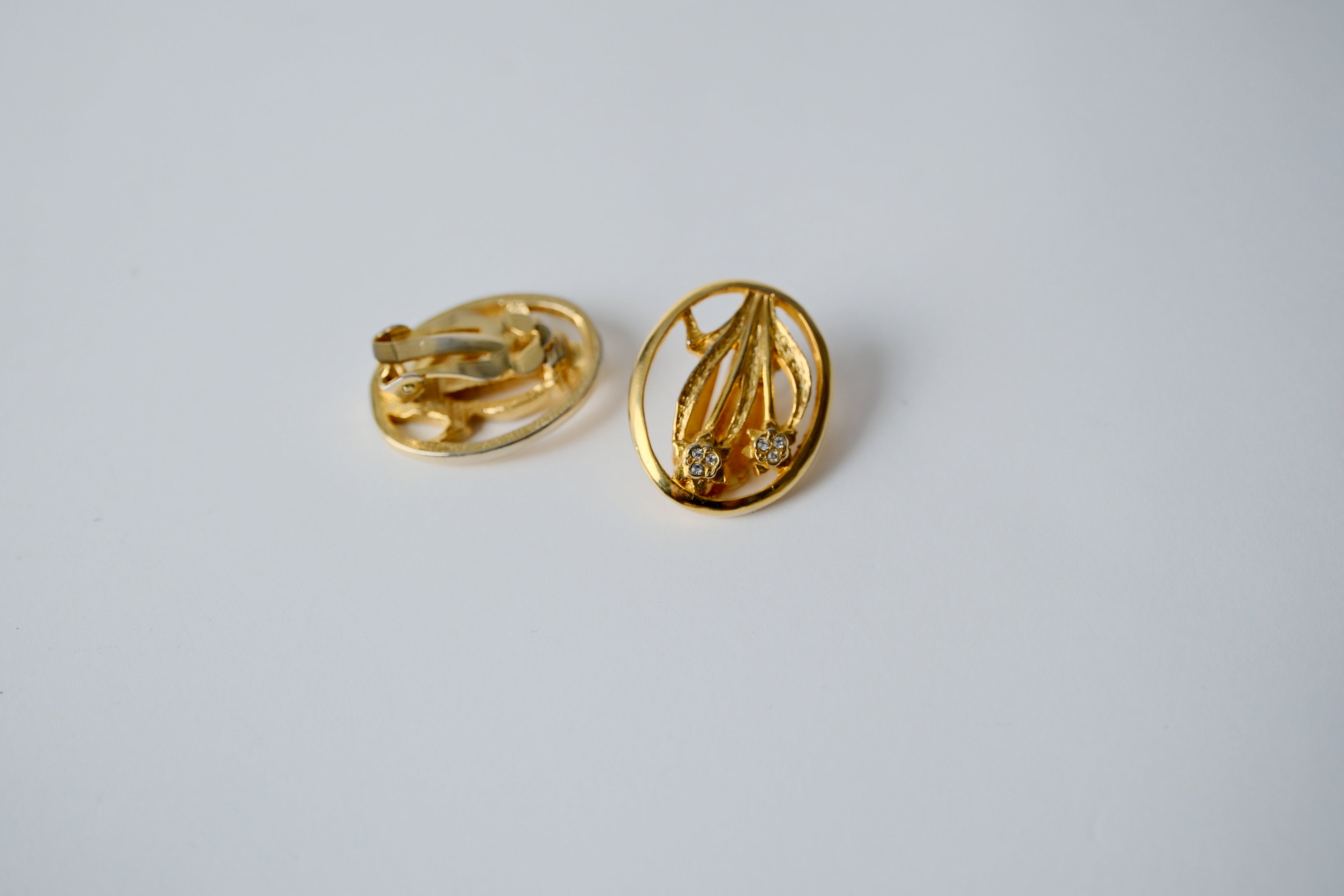 Vintage Flowers Clip-On Earrings