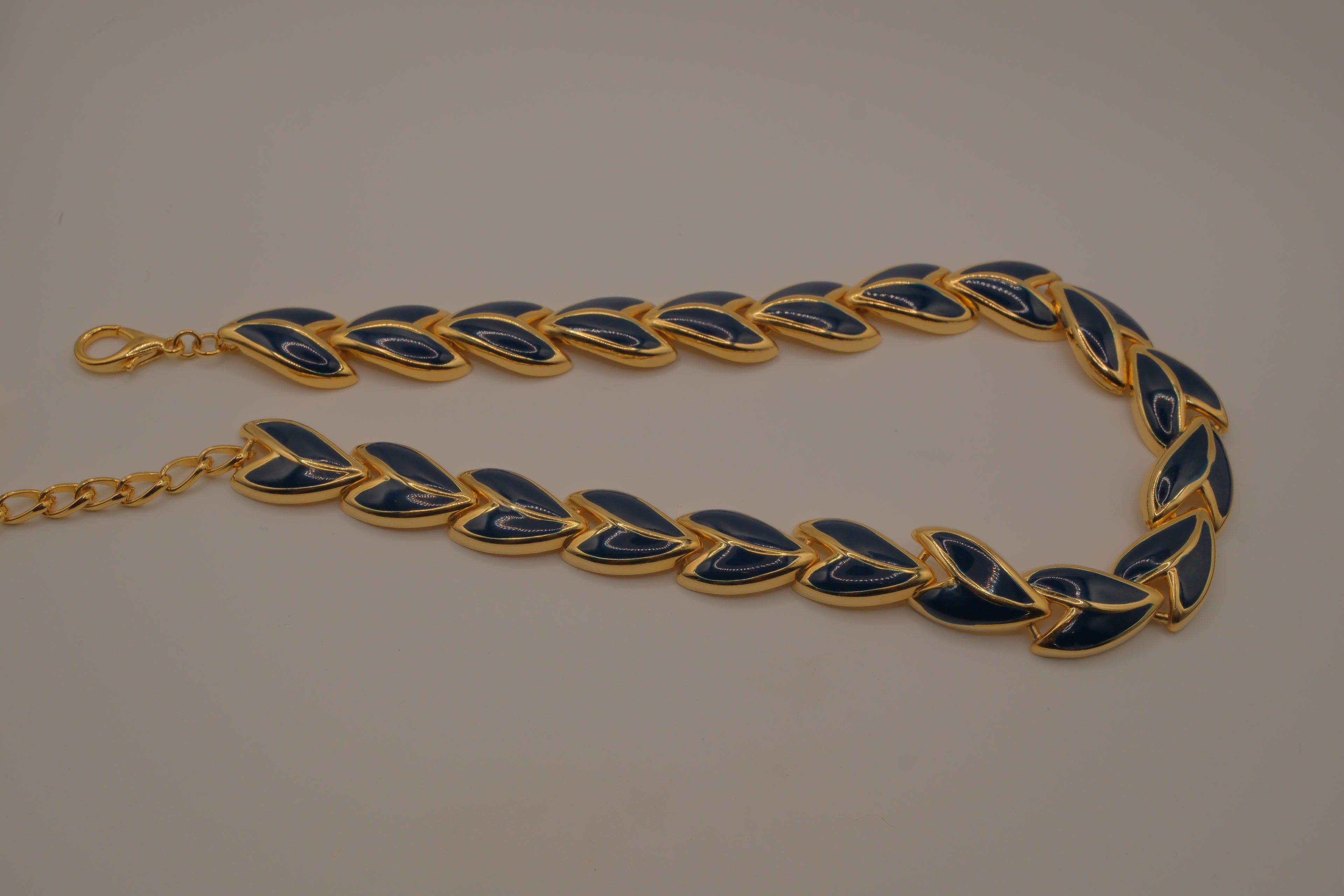 Vintage 1980s leaf-shaped Blue enamel choker necklace