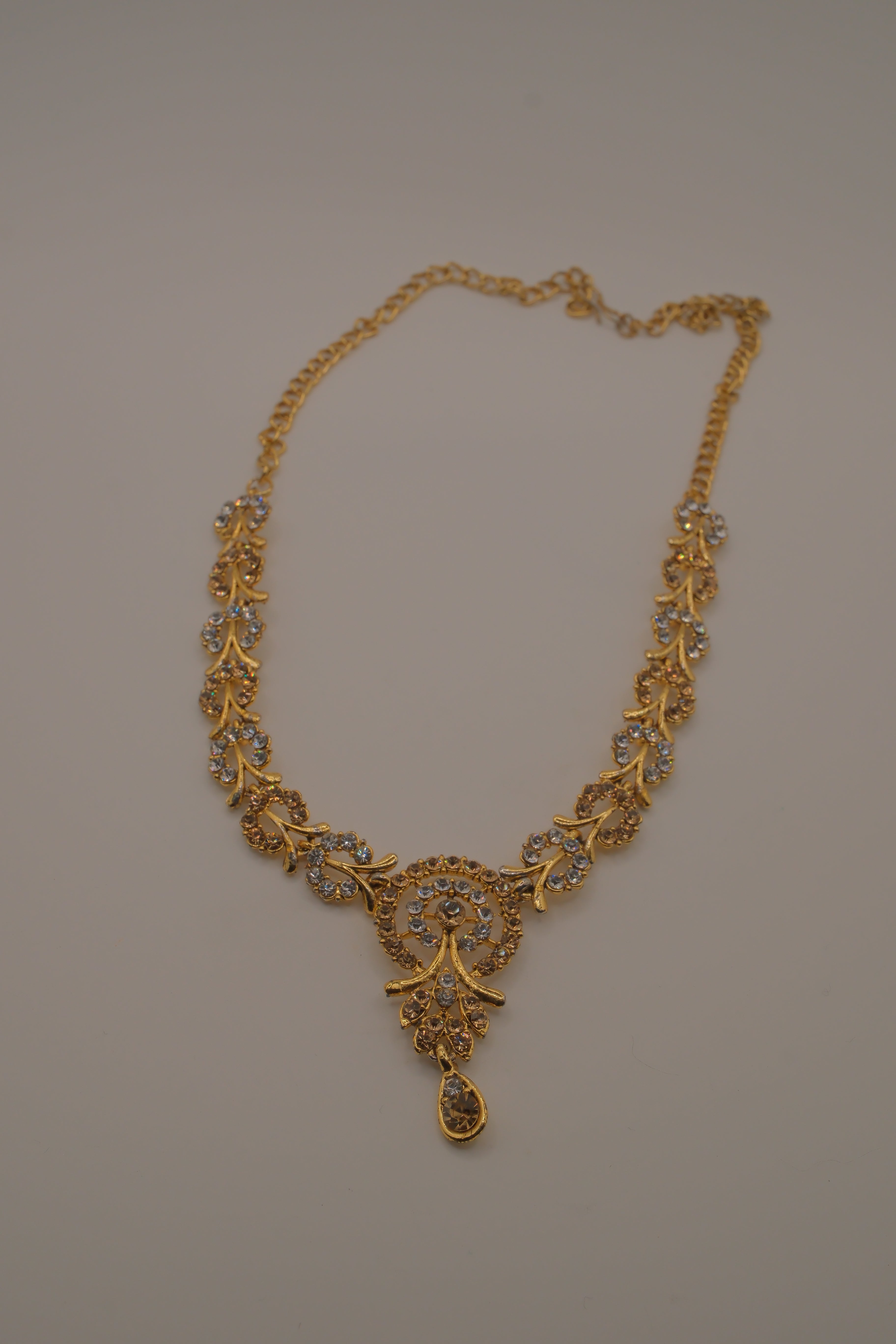 Elegant gold-toned statement necklace