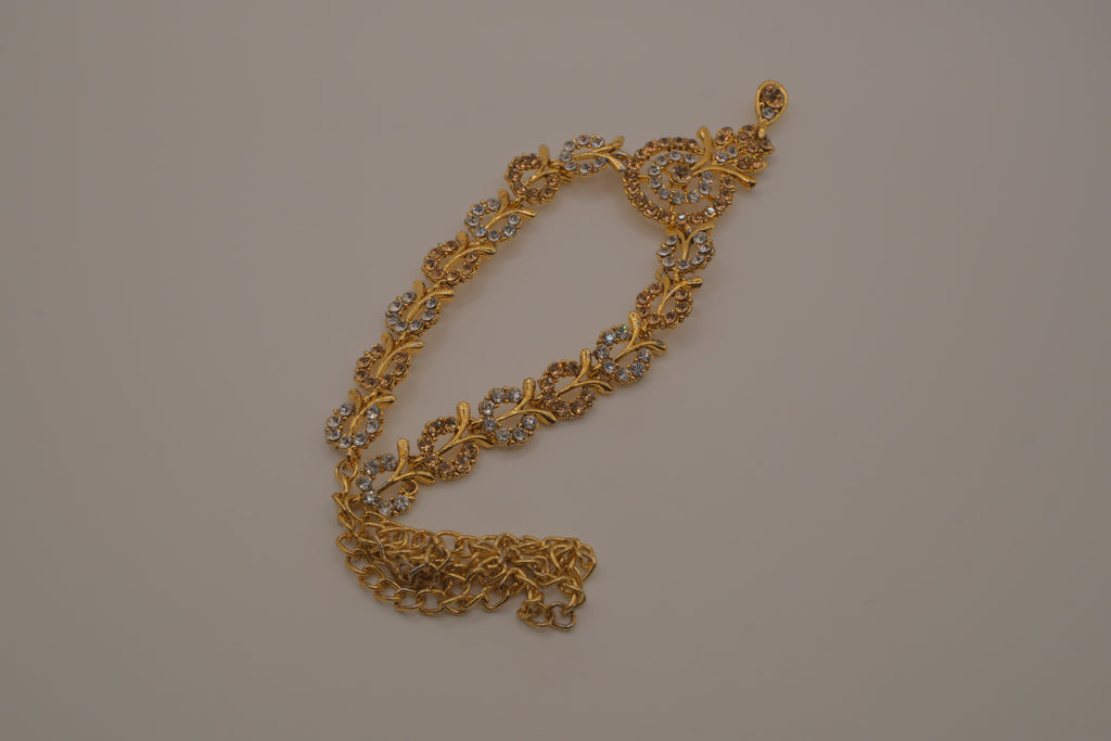 Elegant gold-toned statement necklace