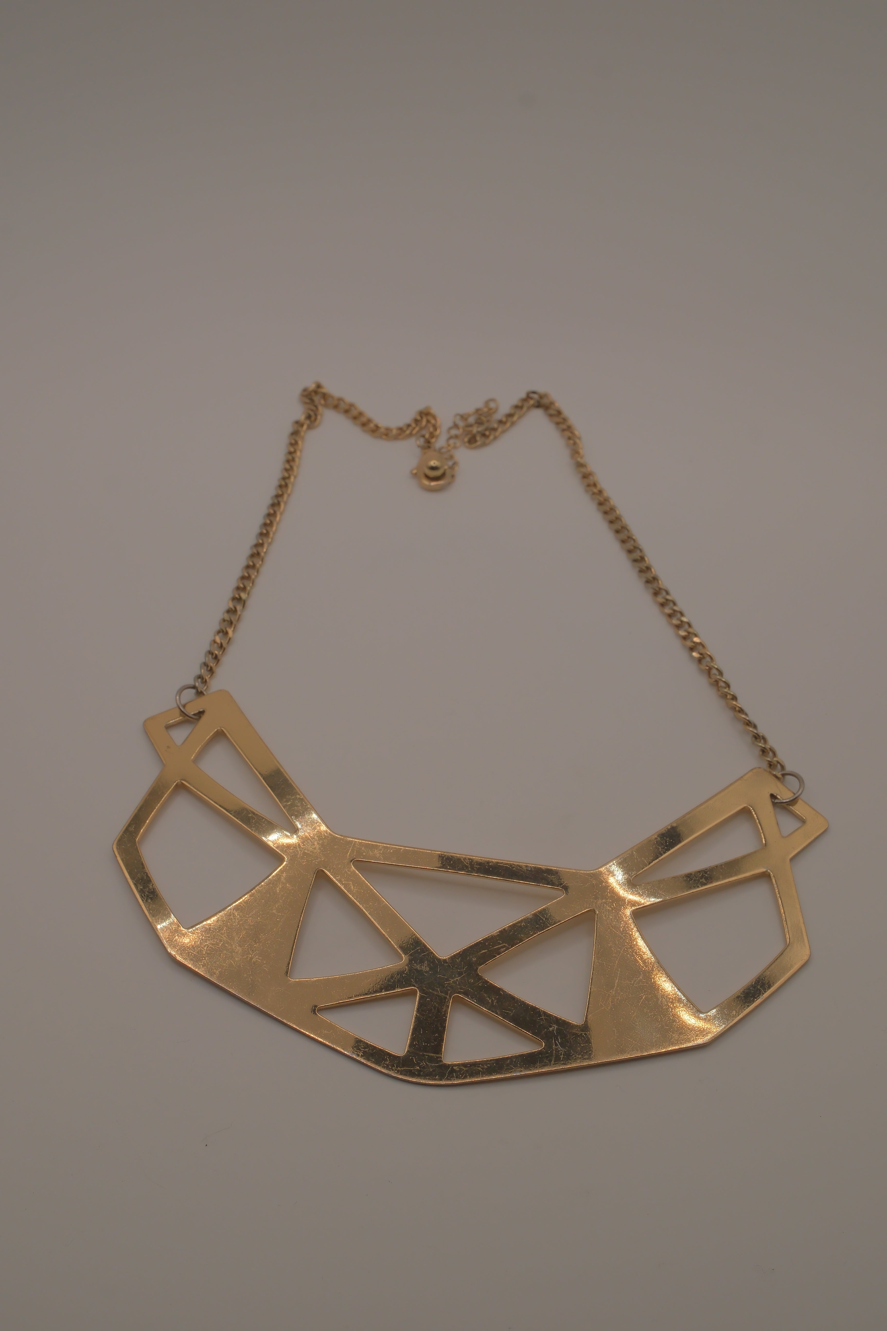 Gold geometric bib collar necklace