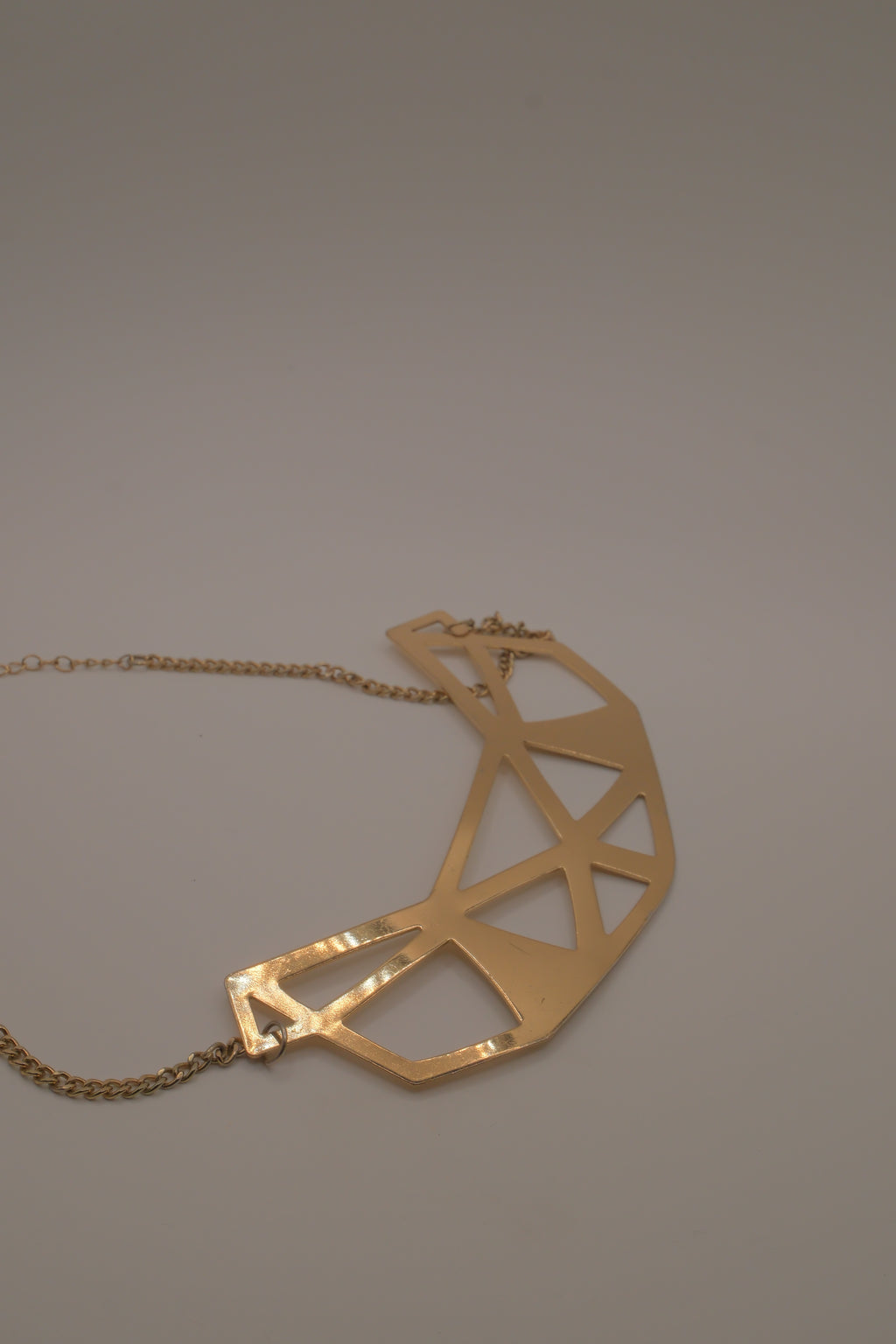 Gold geometric bib collar necklace