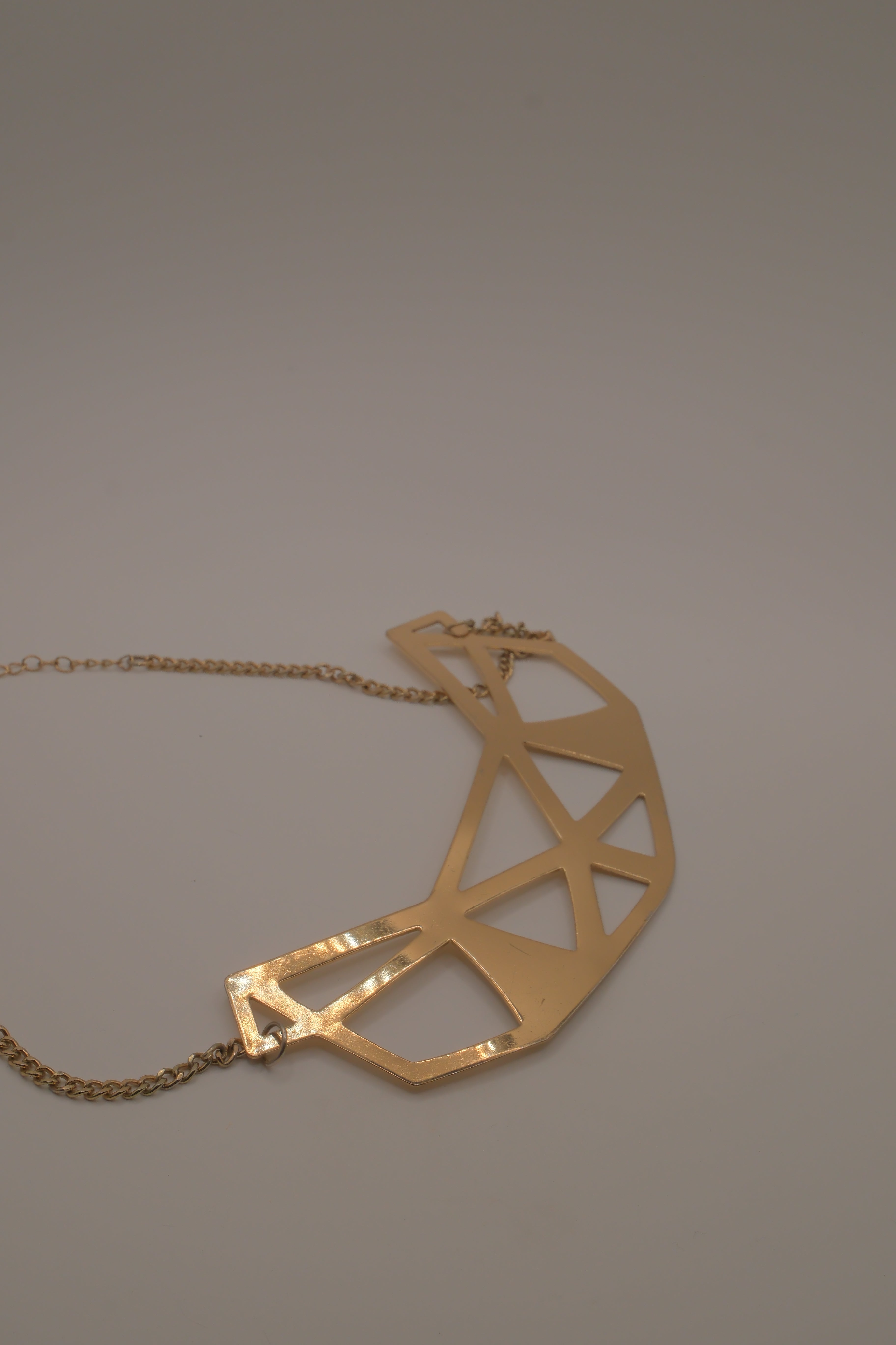 Gold geometric bib collar necklace