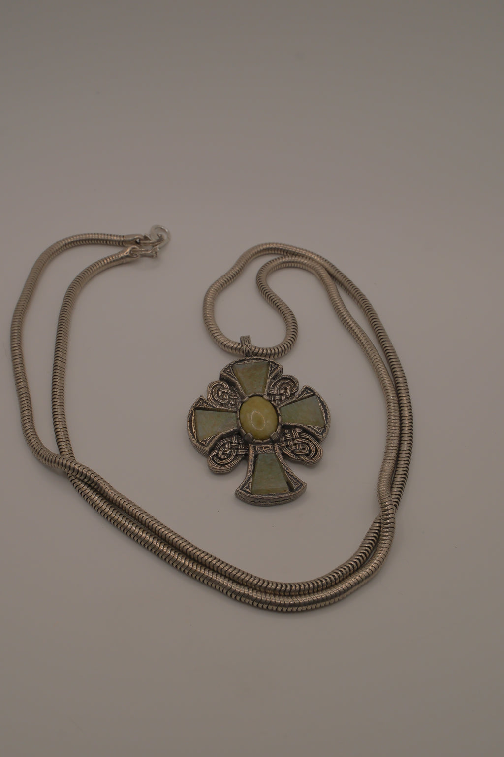 Vintage Miracle Scottish Celtic cross pendant&nbsp;