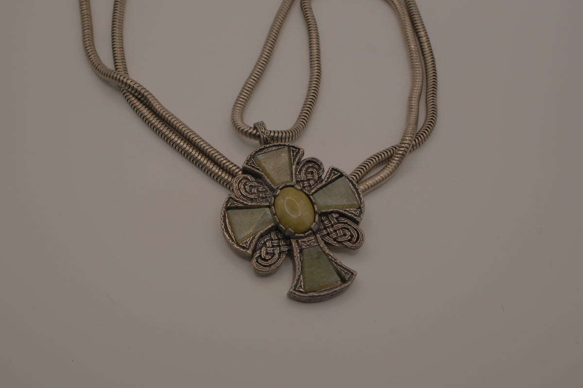 Vintage Miracle Scottish Celtic cross pendant&nbsp;