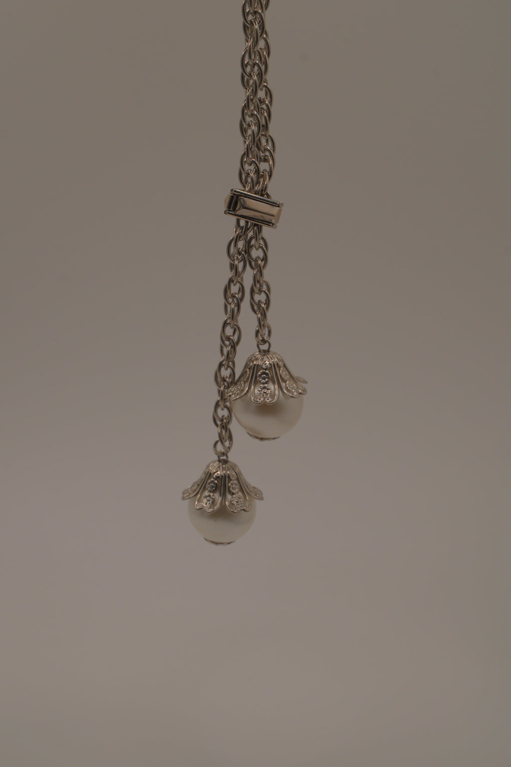 Vintage faux Pearl Bolo tie necklace&nbsp;