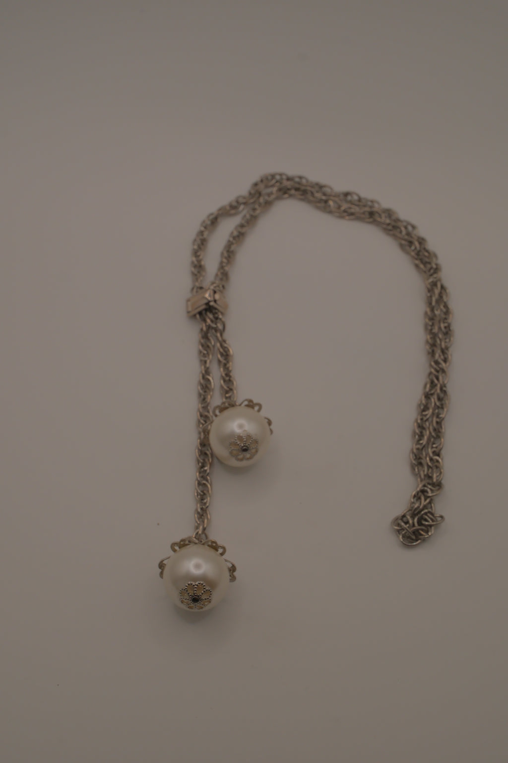 Vintage faux Pearl Bolo tie necklace&nbsp;