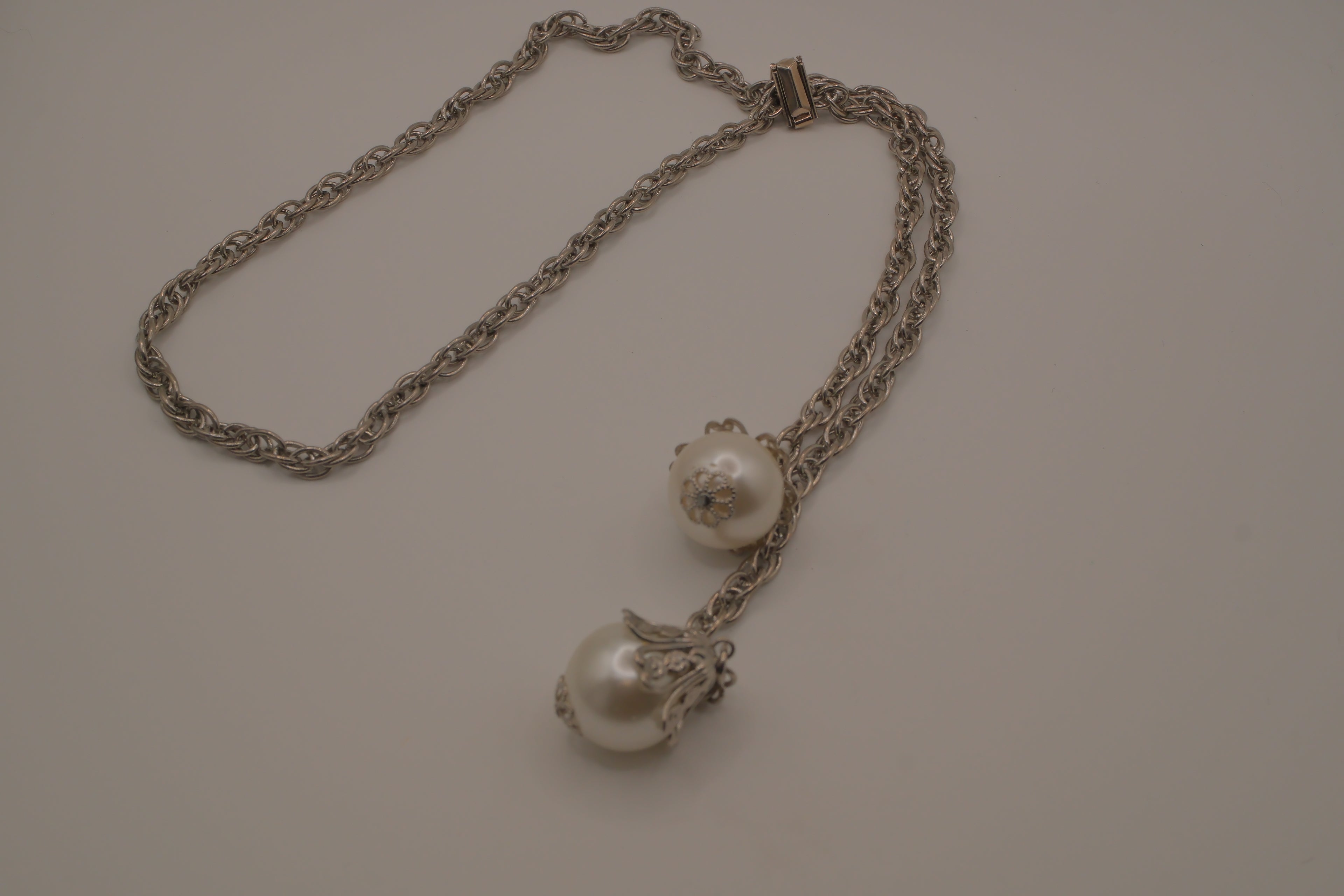 Vintage faux Pearl Bolo tie necklace&nbsp;