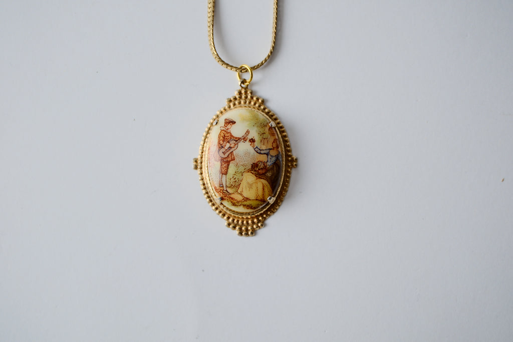 Vintage Gold printed cameo necklace