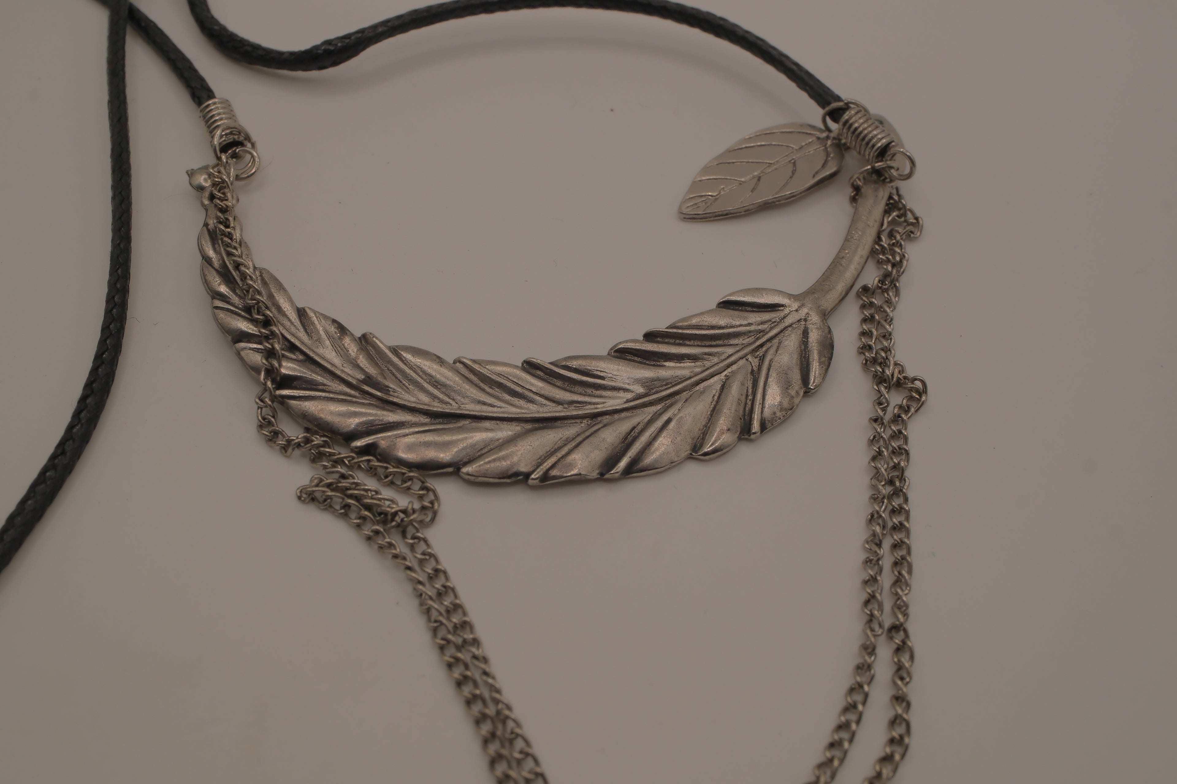 Nygard Bohemian-style layered feather necklace&nbsp;