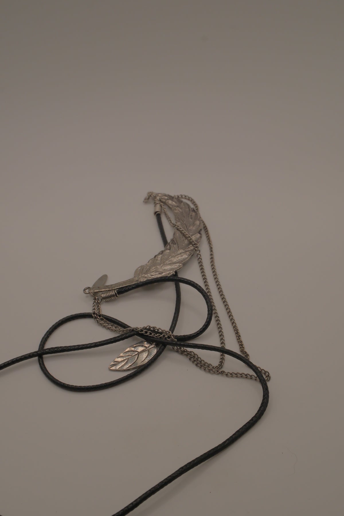 Nygard Bohemian-style layered feather necklace&nbsp;