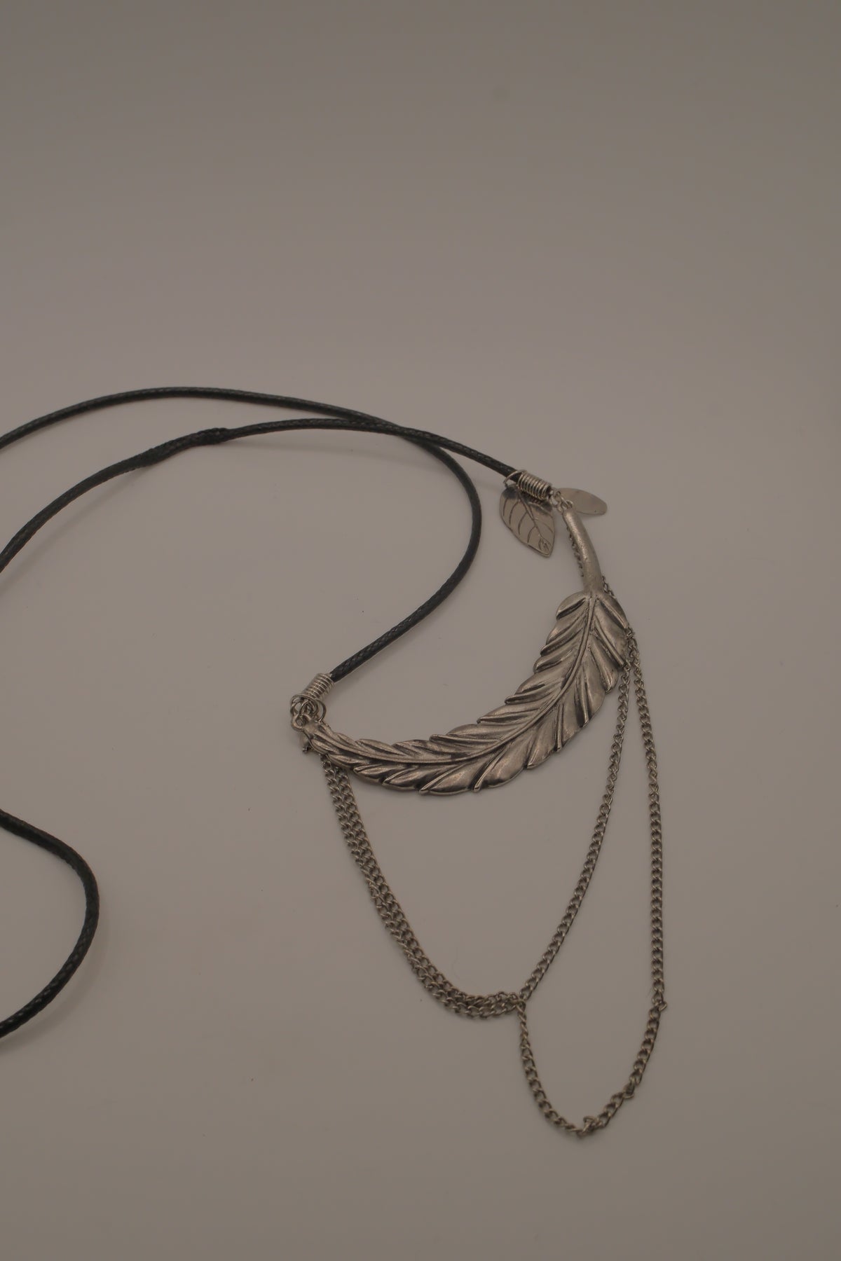 Nygard Bohemian-style layered feather necklace&nbsp;