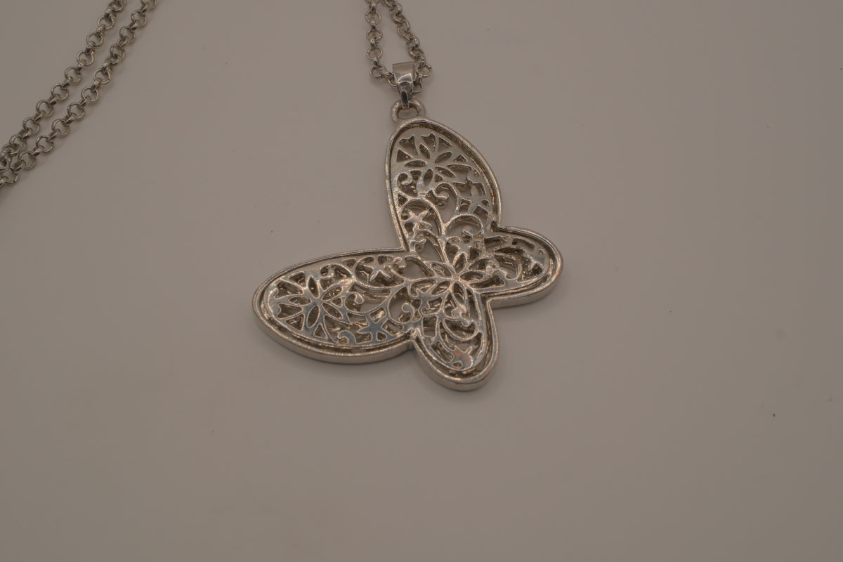 Filigree butterfly pendant necklace