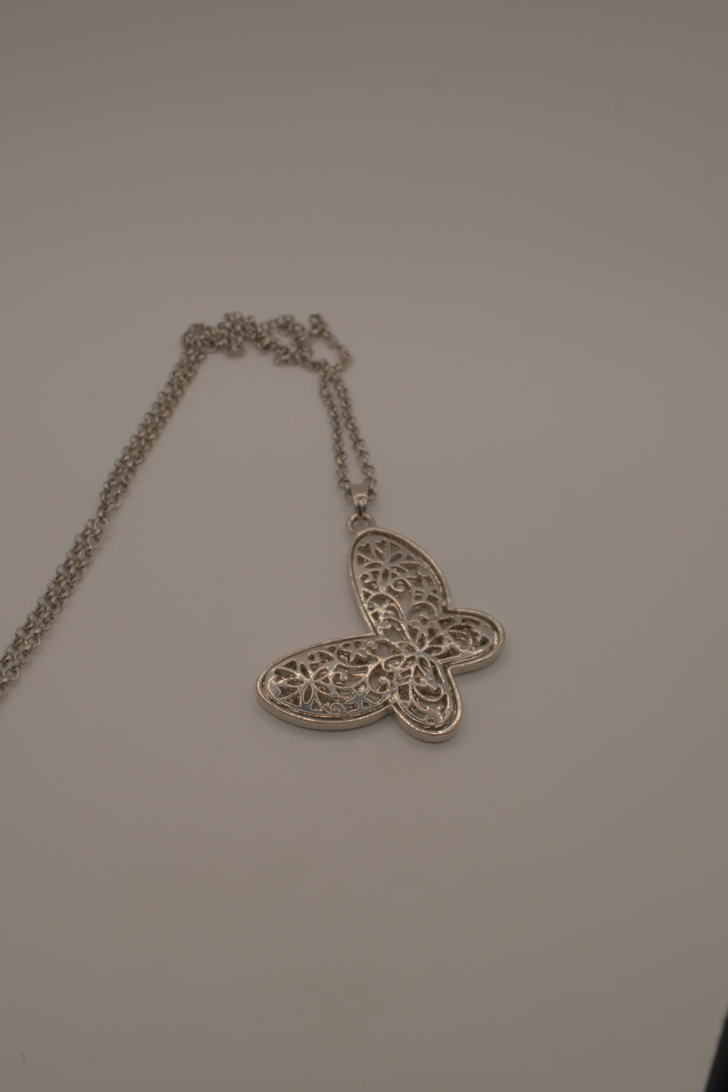 Filigree butterfly pendant necklace