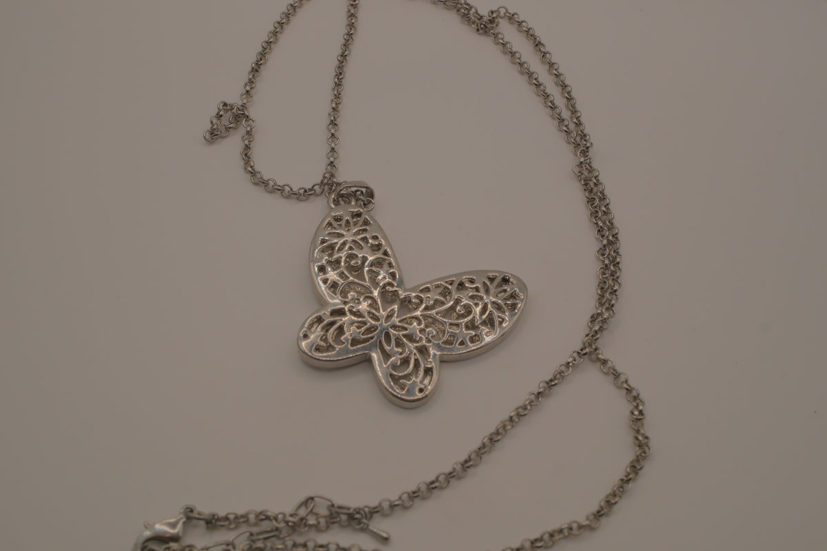Filigree butterfly pendant necklace