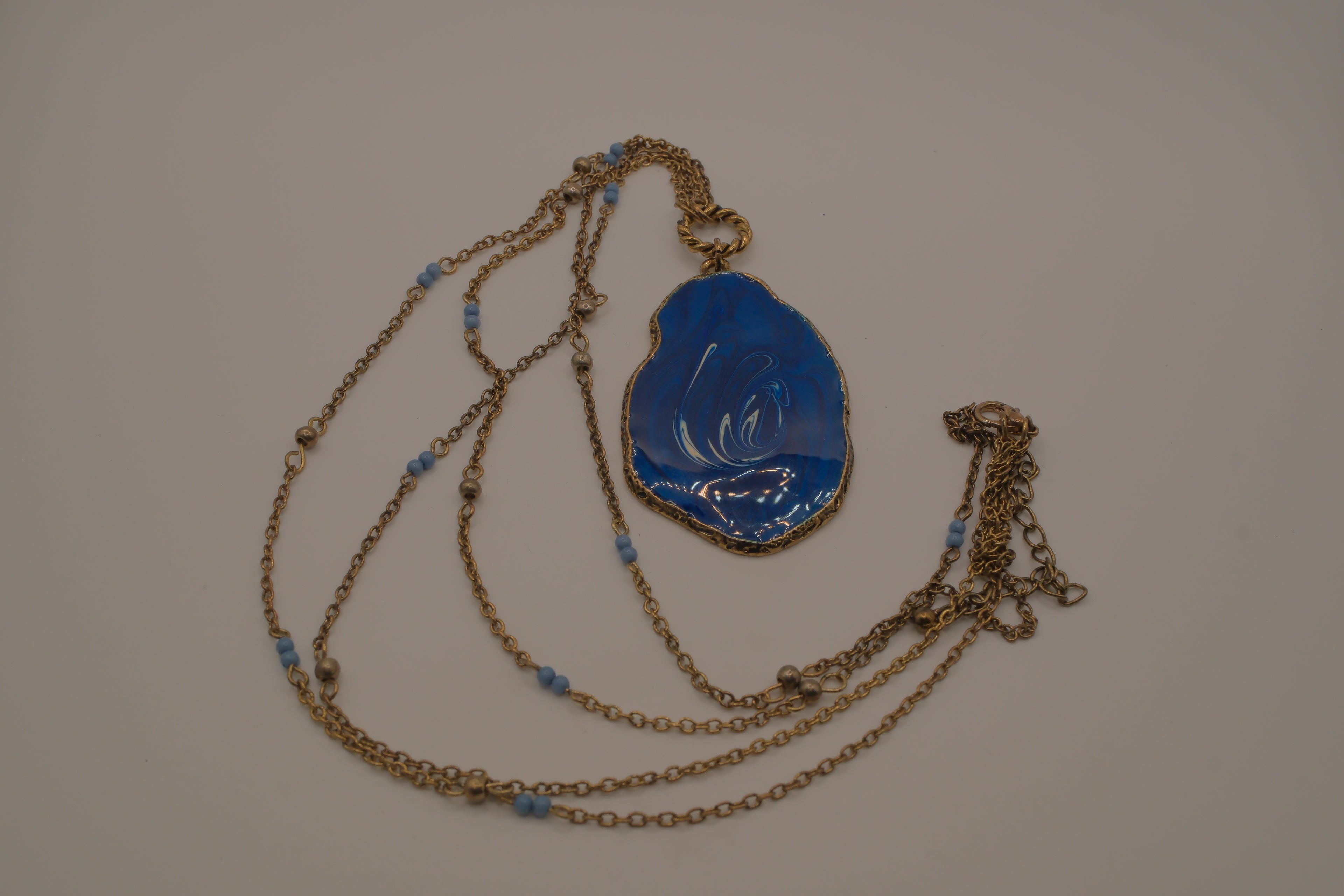 Vintage Blue Agate pendant necklace