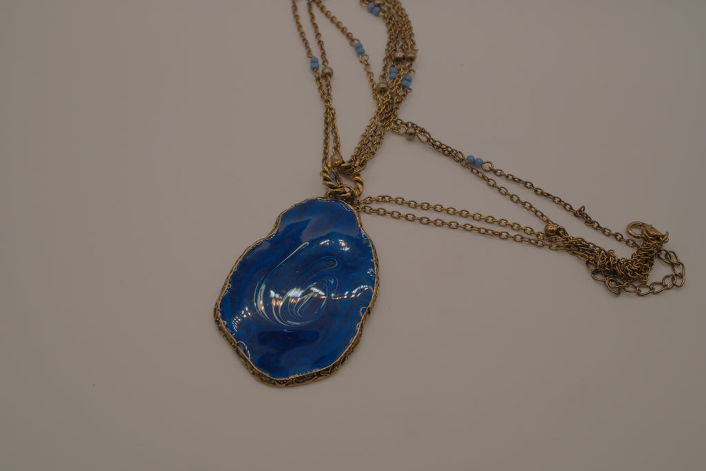 Vintage Blue Agate pendant necklace