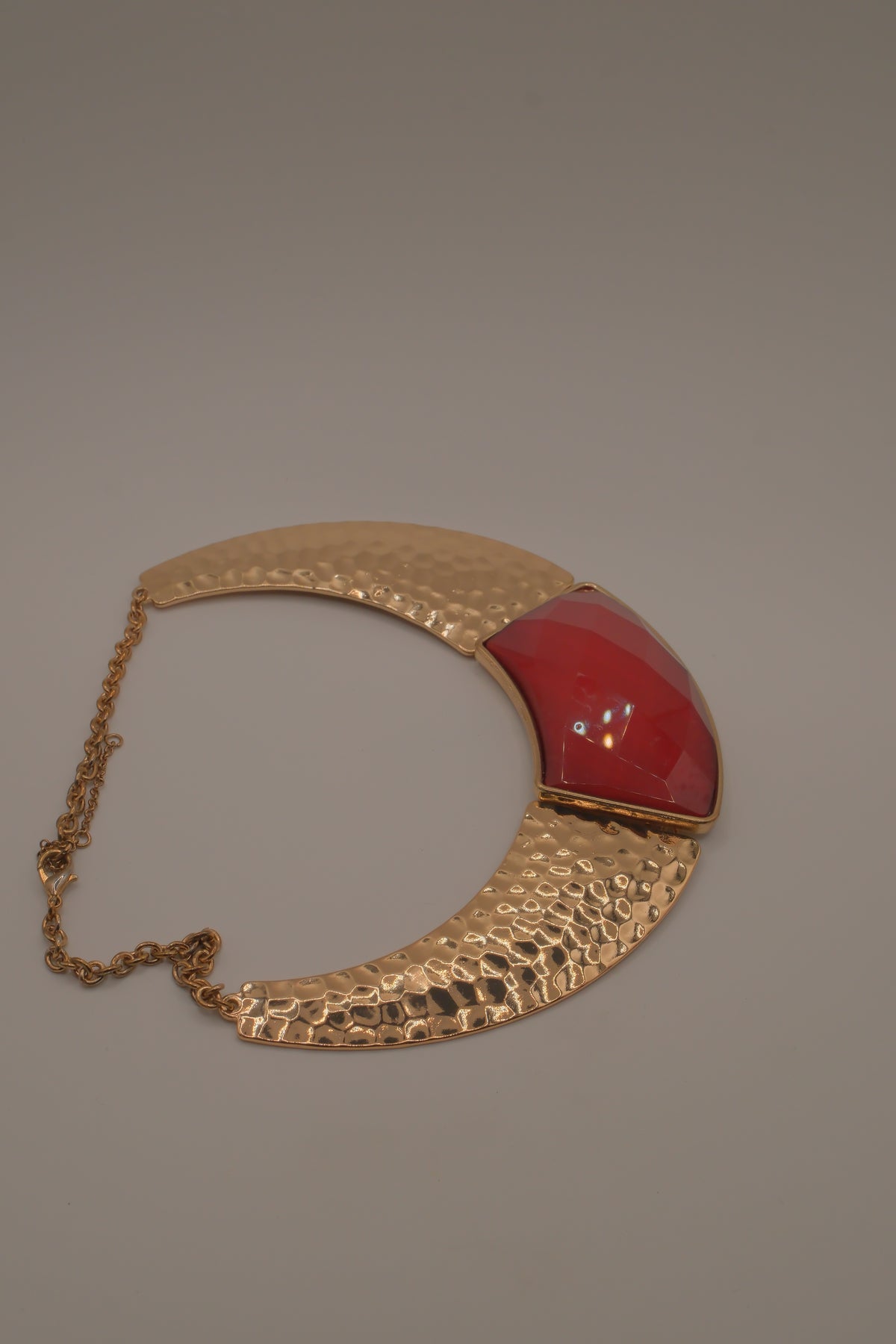 Vintage textured bib statement necklace&nbsp;