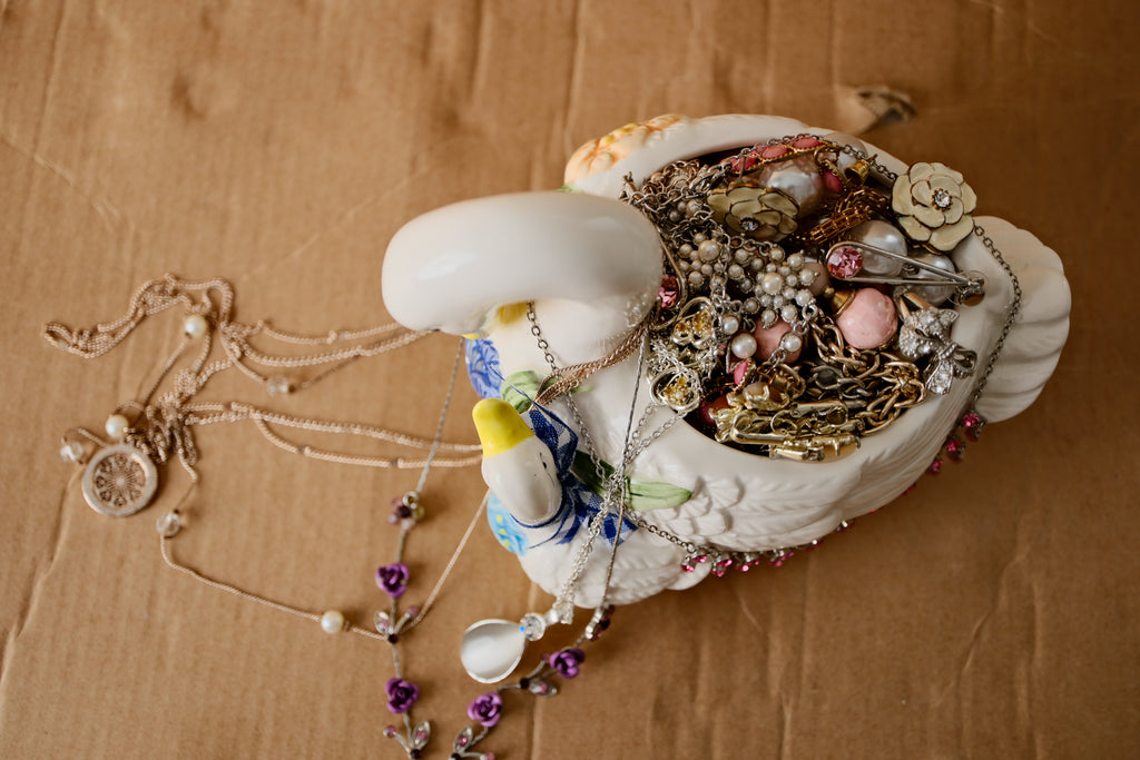 Large Coquette Mystery Jewellery Jar