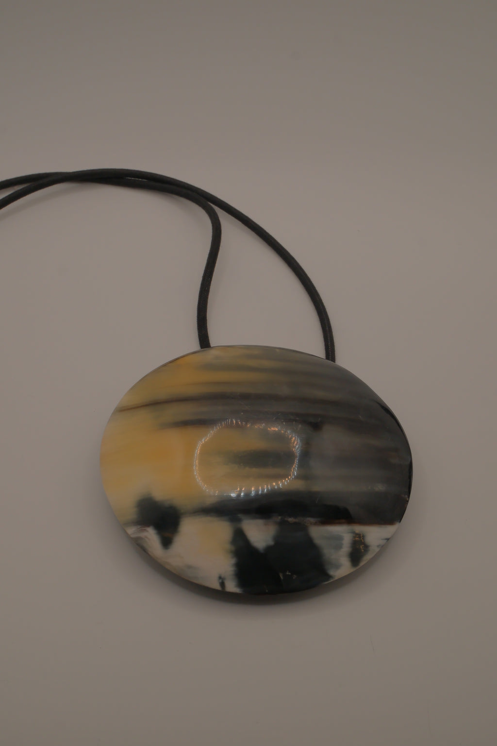 Natural horn pendant necklace