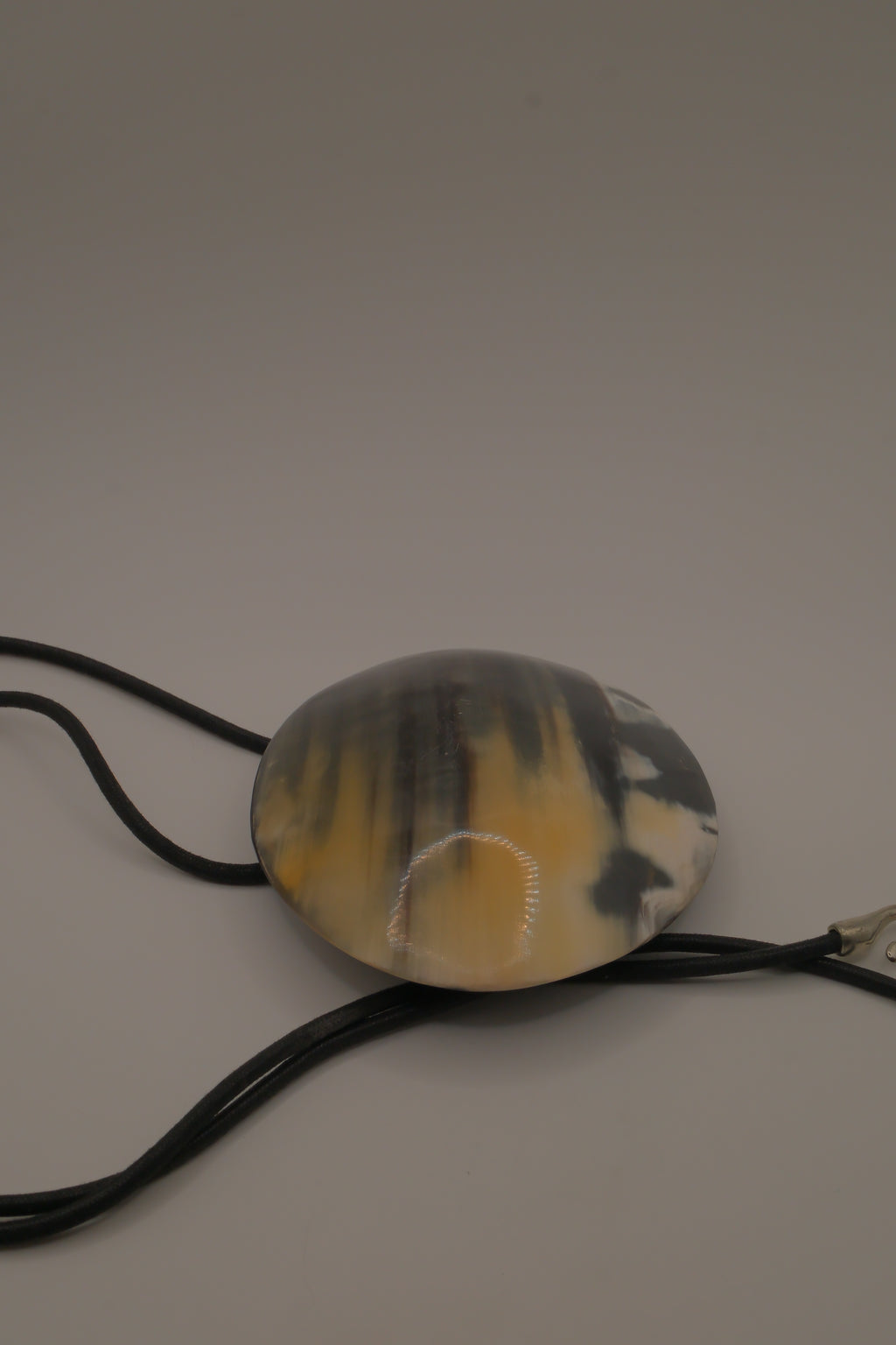Natural horn pendant necklace