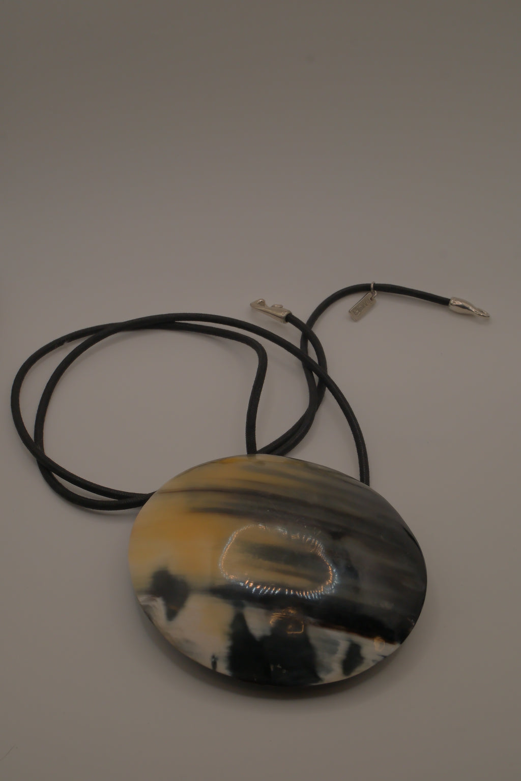 Natural horn pendant necklace