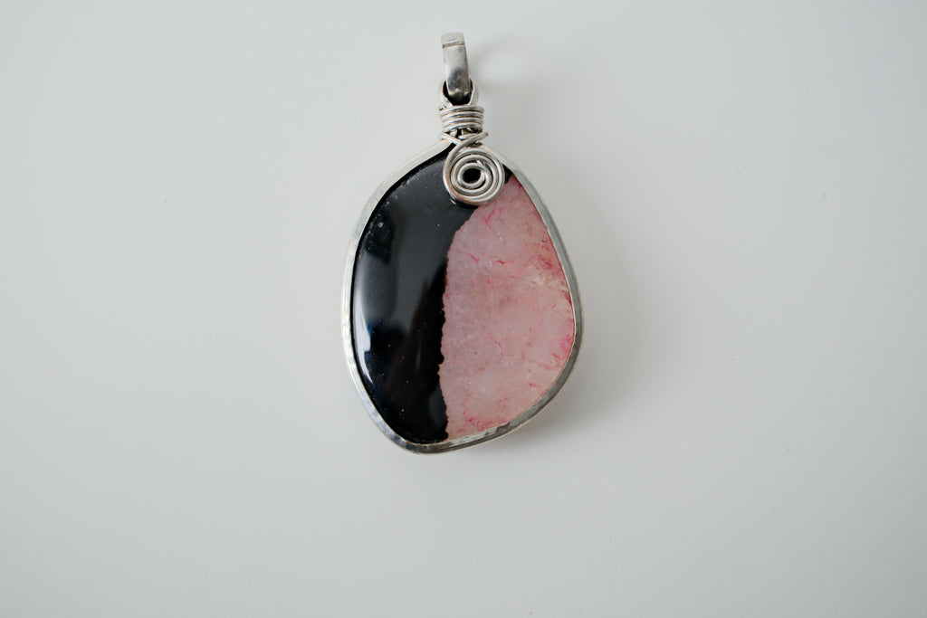 Rhodonite pendant in deep Pink and Black Shades