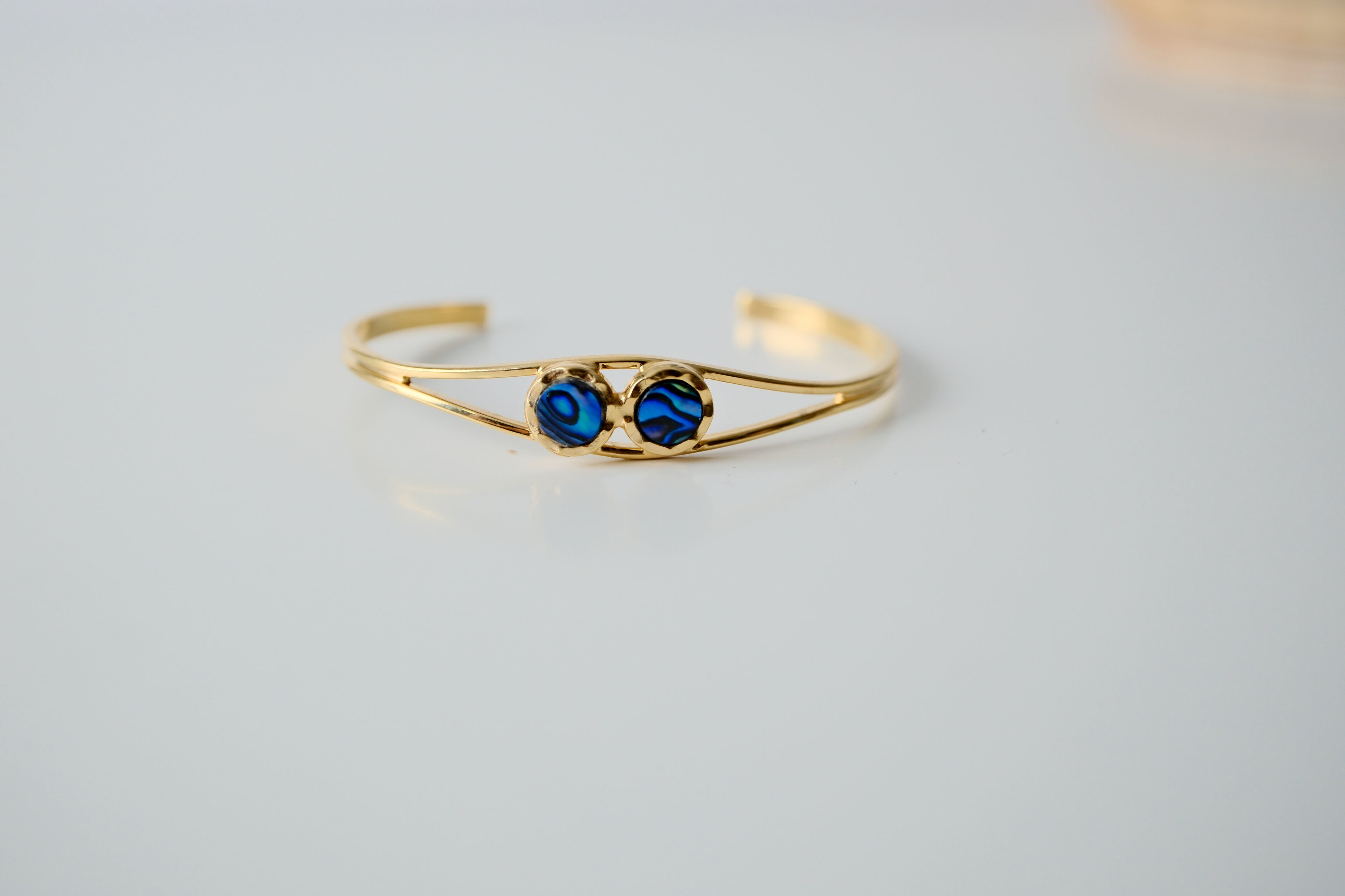 Vintage Gold tone Twin Abalone shell bangle