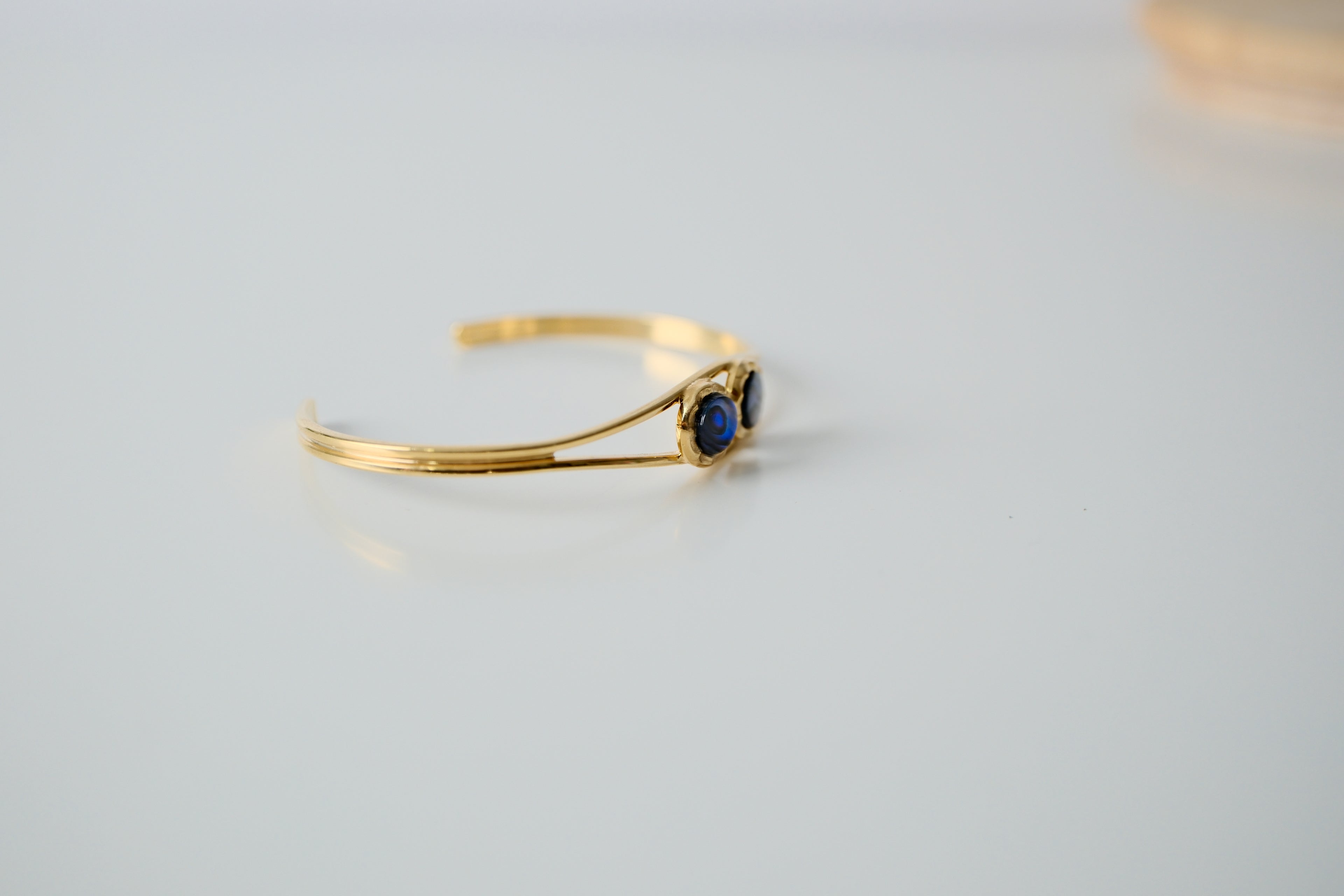 Vintage Gold tone Twin Abalone shell bangle