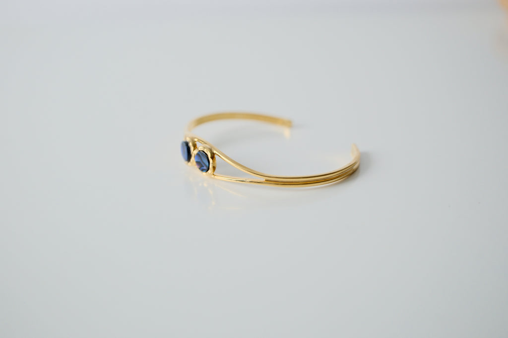 Vintage Gold tone Twin Abalone shell bangle