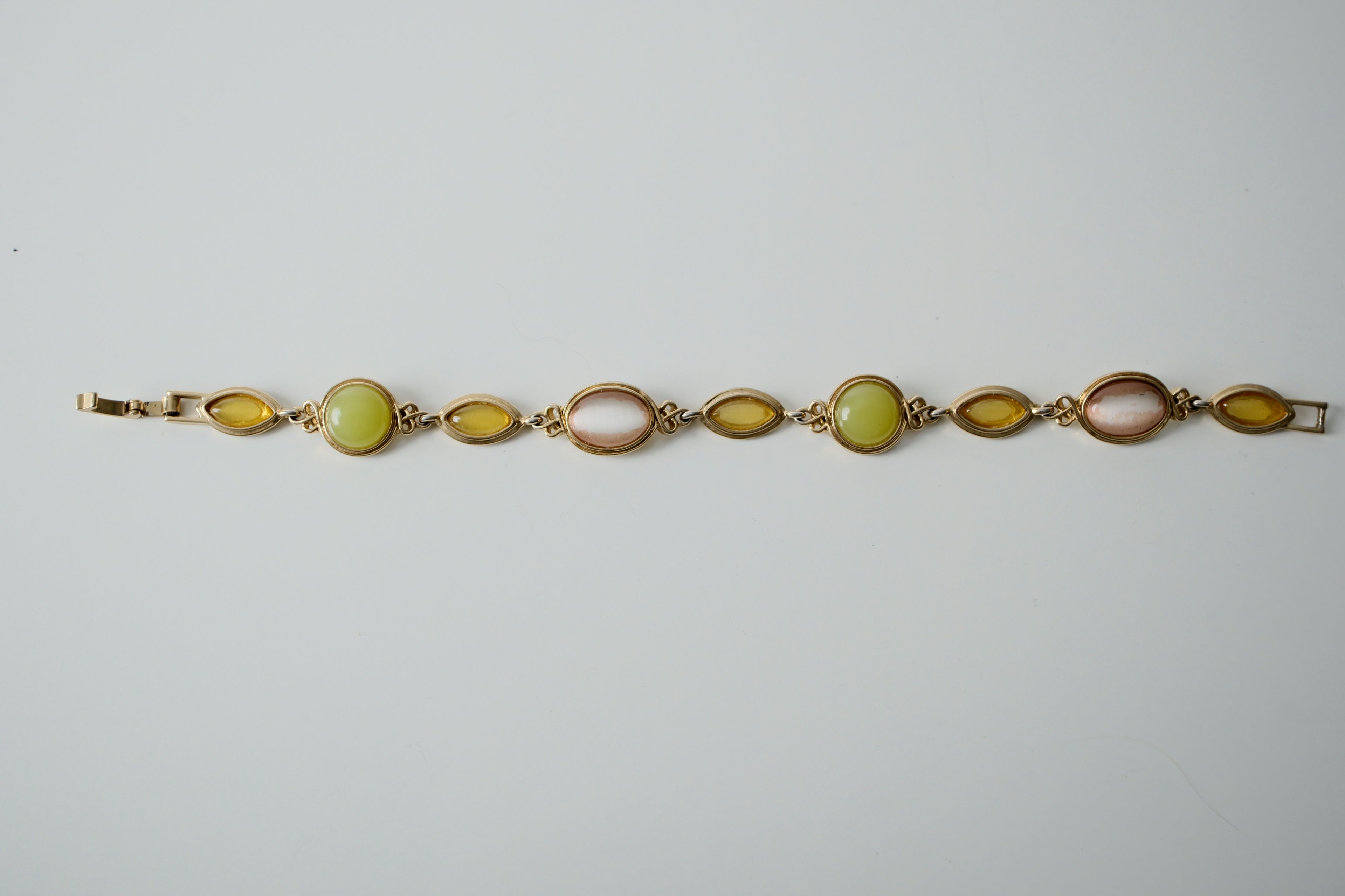 Vintage Gold Faux Stones Bracelet&nbsp;