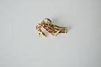 Gold Giraffe Pin