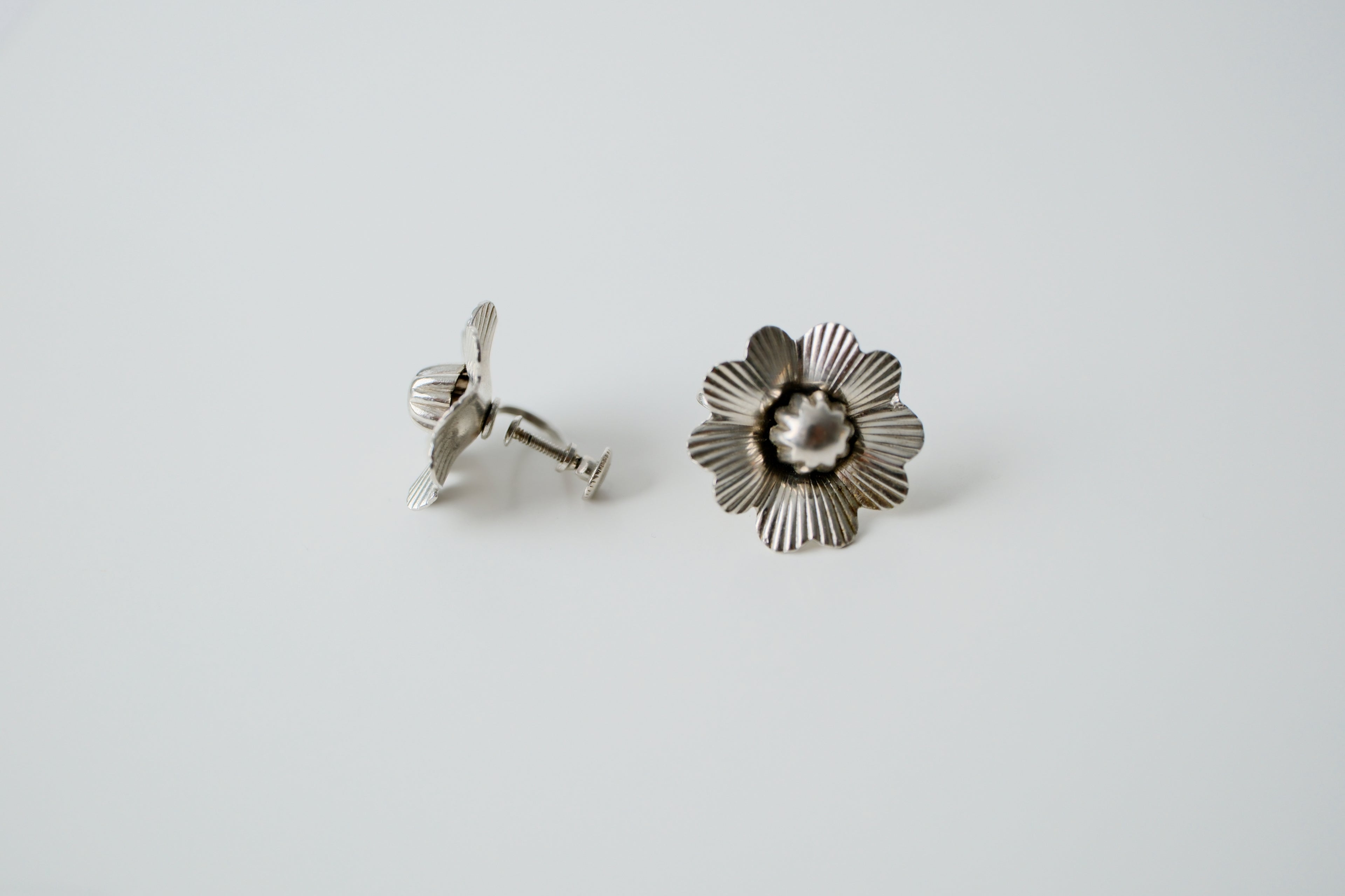 Vintage Silver Tone Flower Earrings