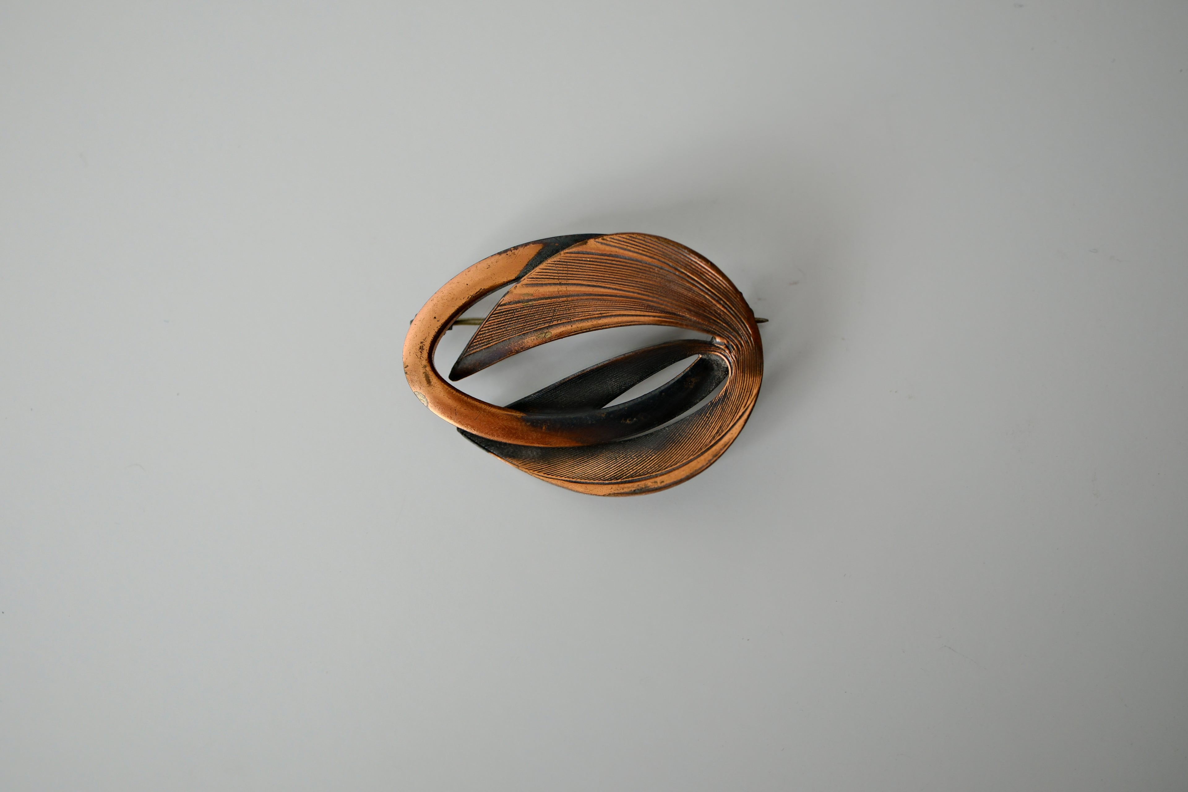 Vintage Copper Twisted Leaf Brooch