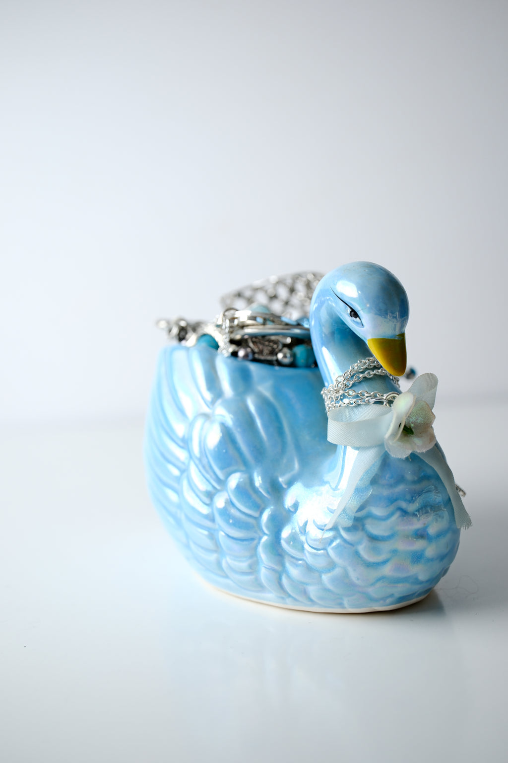 Blue Coquette Swan jar