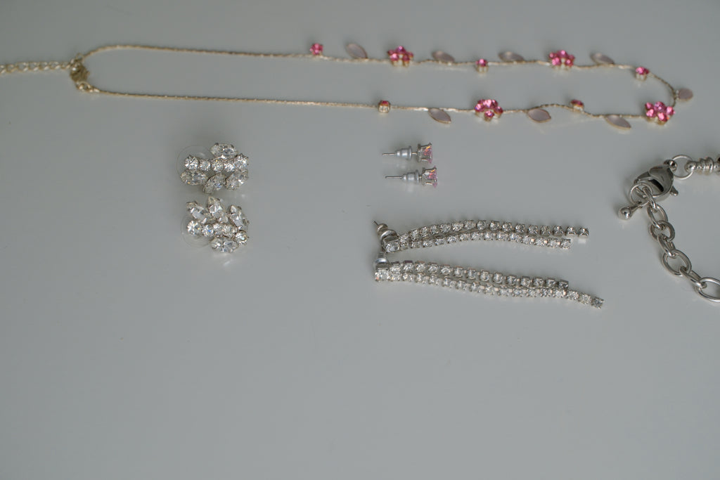 Vintage Silver Coquette Gift Set