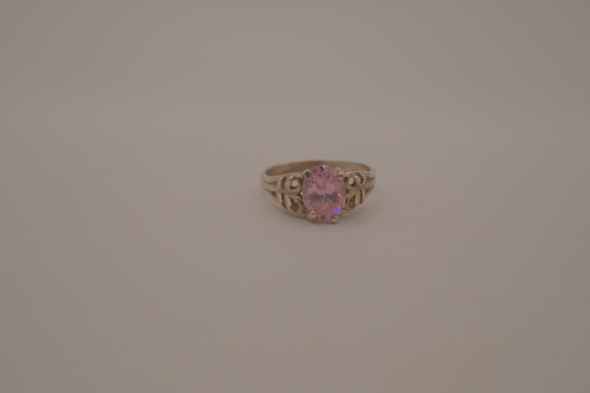 Vintage sterling silver Pink stone openwork ring