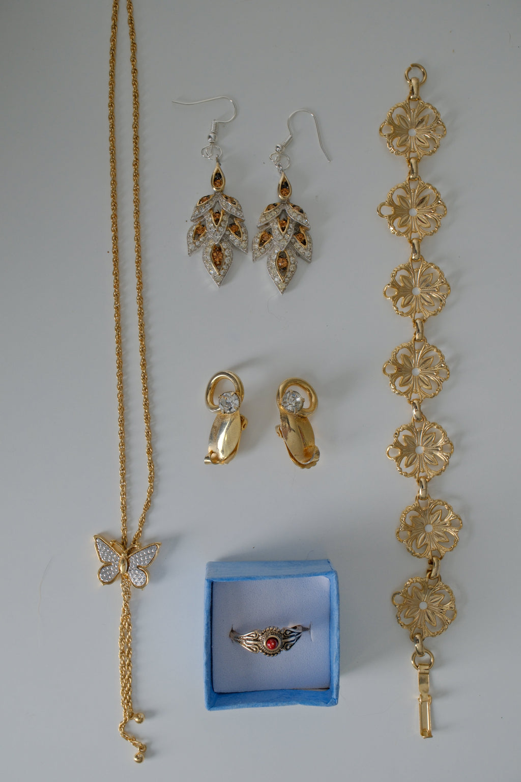 Vintage Whimsical Gift Set