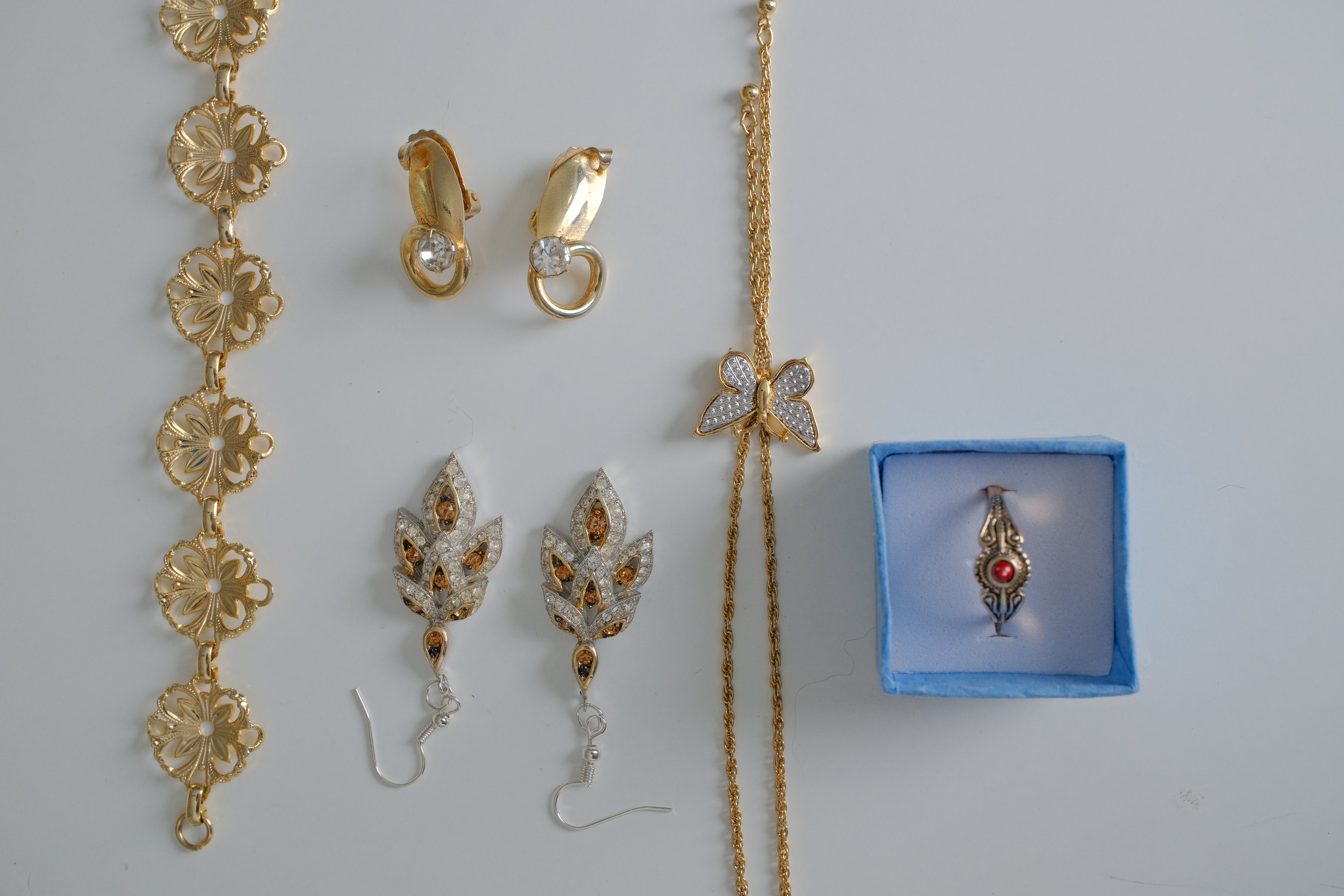 Vintage Whimsical Gift Set