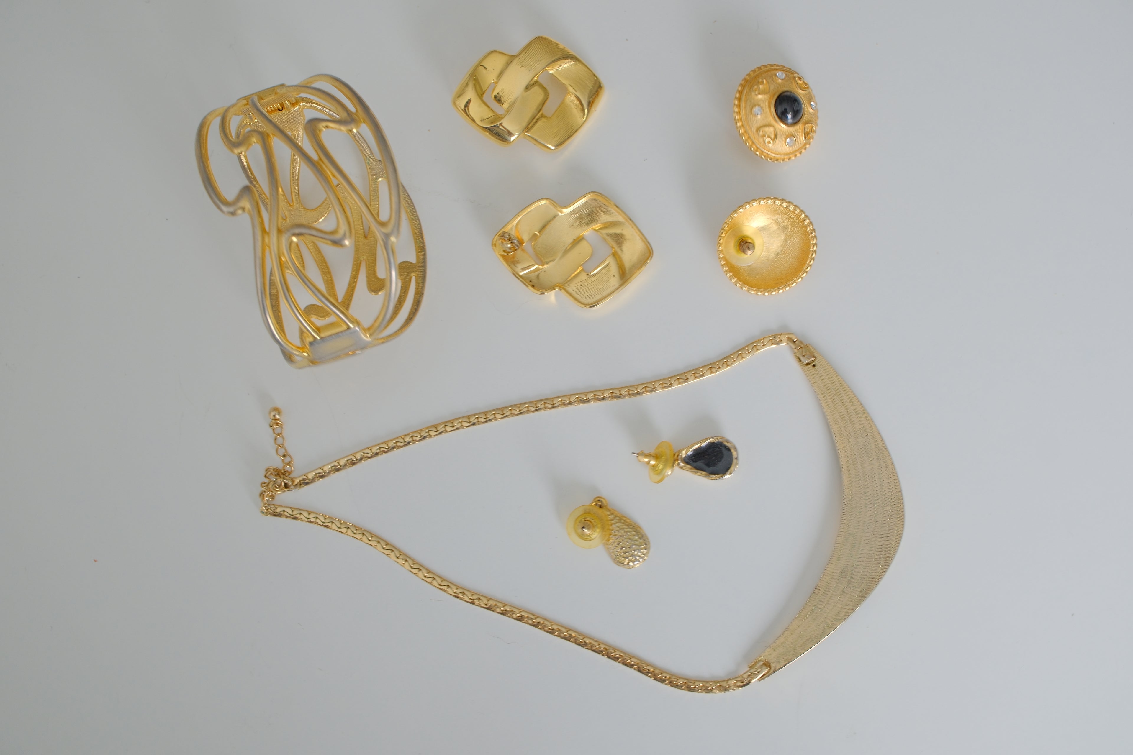 Vintage Gold Maximalist Gift Set