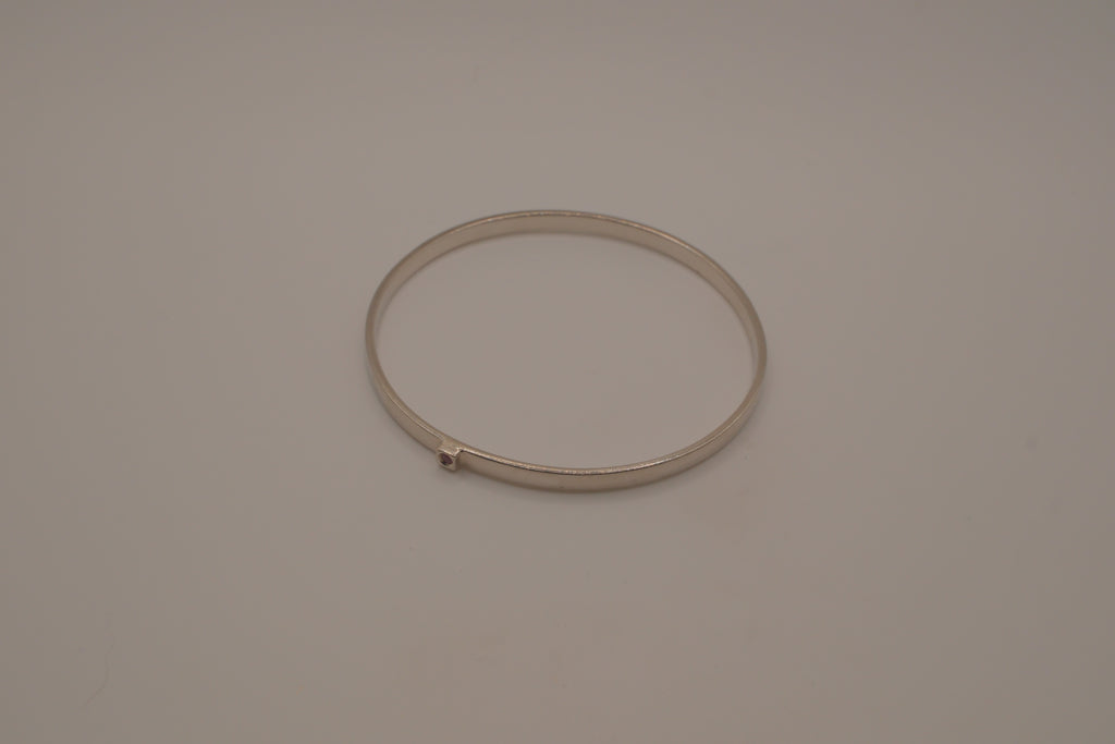 Elle Sterling Silver slip-on bangle bracelet