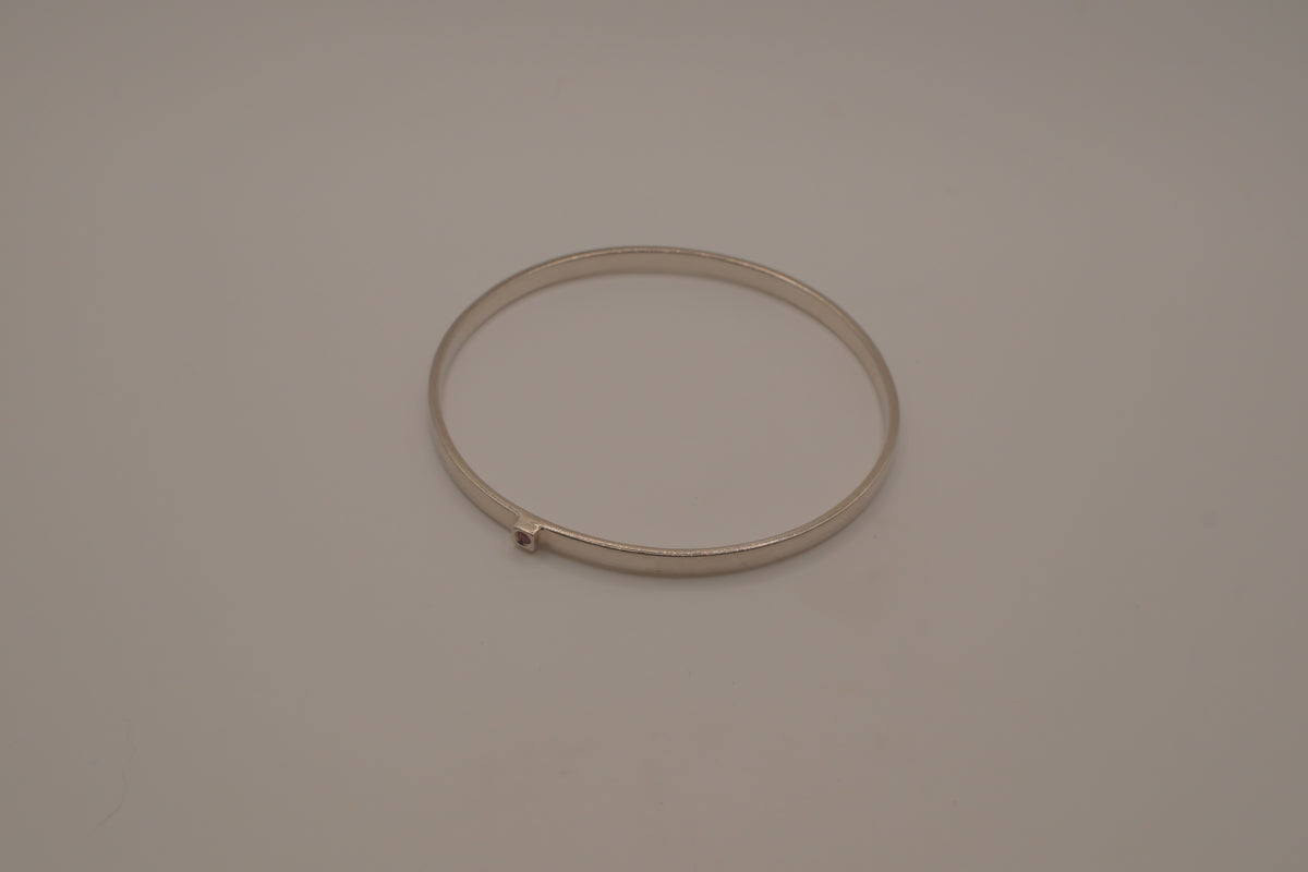 Elle Sterling Silver slip-on bangle bracelet