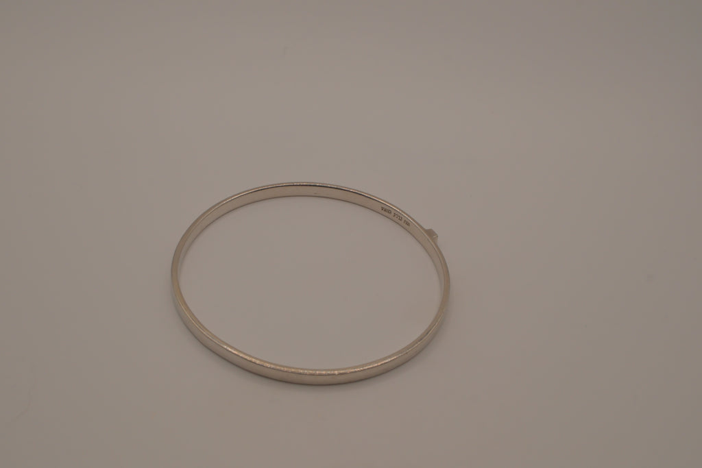 Elle Sterling Silver slip-on bangle bracelet