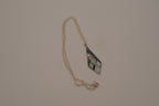 Vintage Sterling silverv mother-of-pearl geometric pendant necklace