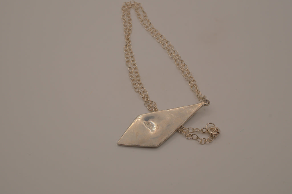 Vintage Sterling silverv mother-of-pearl geometric pendant necklace
