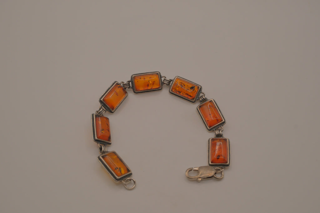 Vintage Sterling Silver Baltic amber link bracelet
