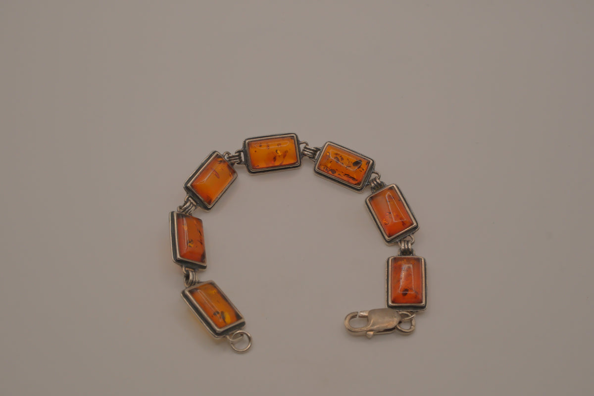 Vintage Sterling Silver Baltic amber link bracelet