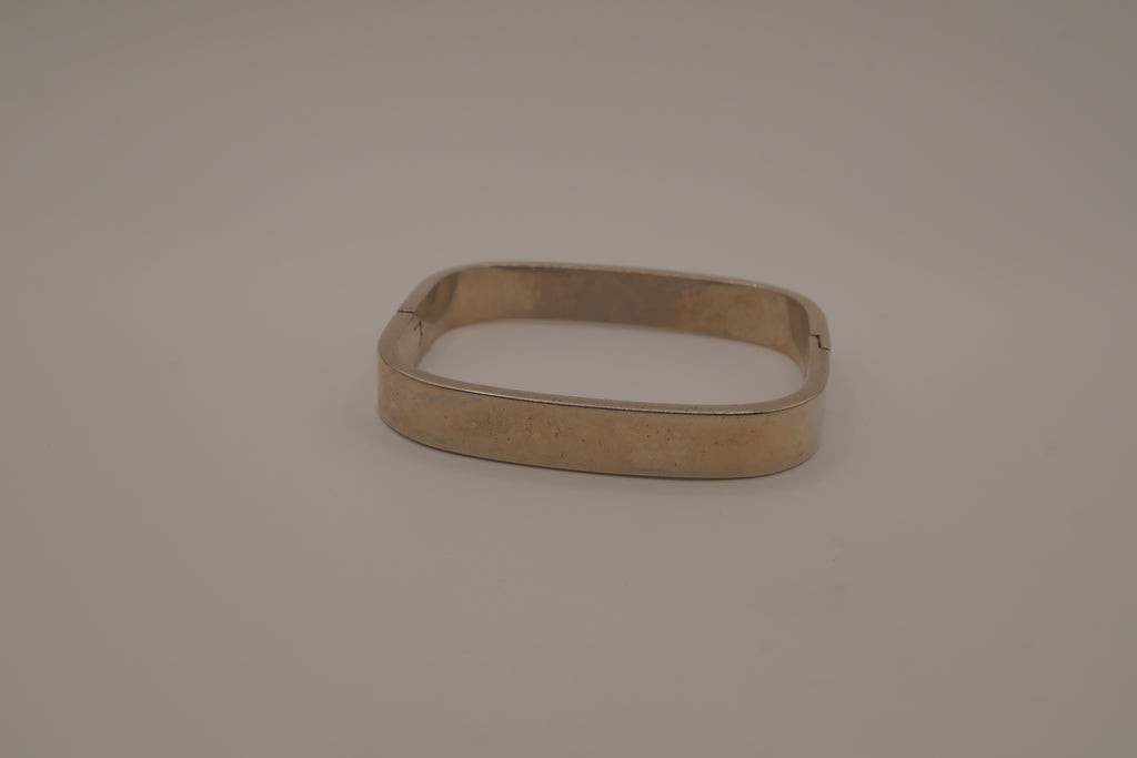 Sterling silver rectangular hinged bangle bracelet
