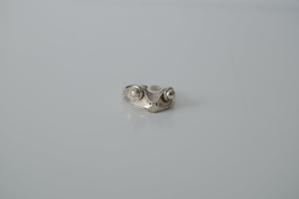 Silver Tone Frog Ring